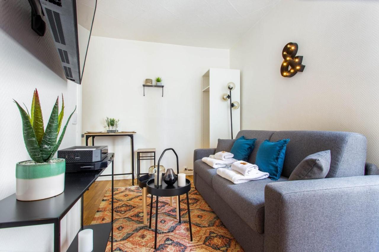 Appartamento Cmg Invalides - Sevres Parigi Esterno foto